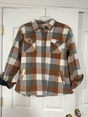 Women’s Button-Up Shacket in Brown, Gray & Cream